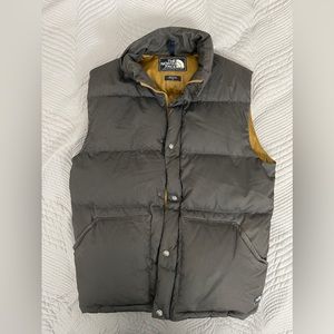The North Face Vest - Medium